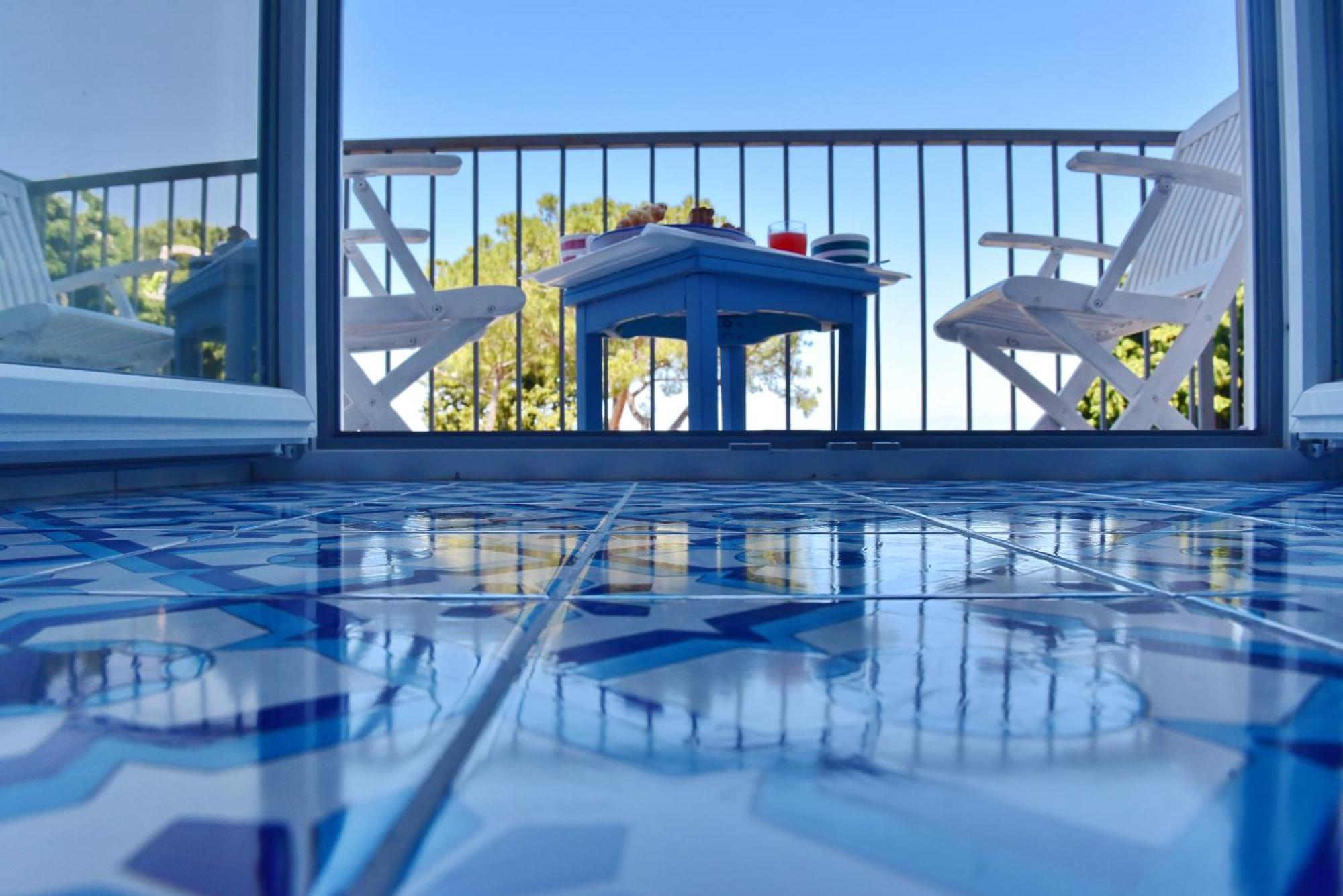 Hotel Garden Riviera Санта-Мария-ди-Кастеллабате Экстерьер фото