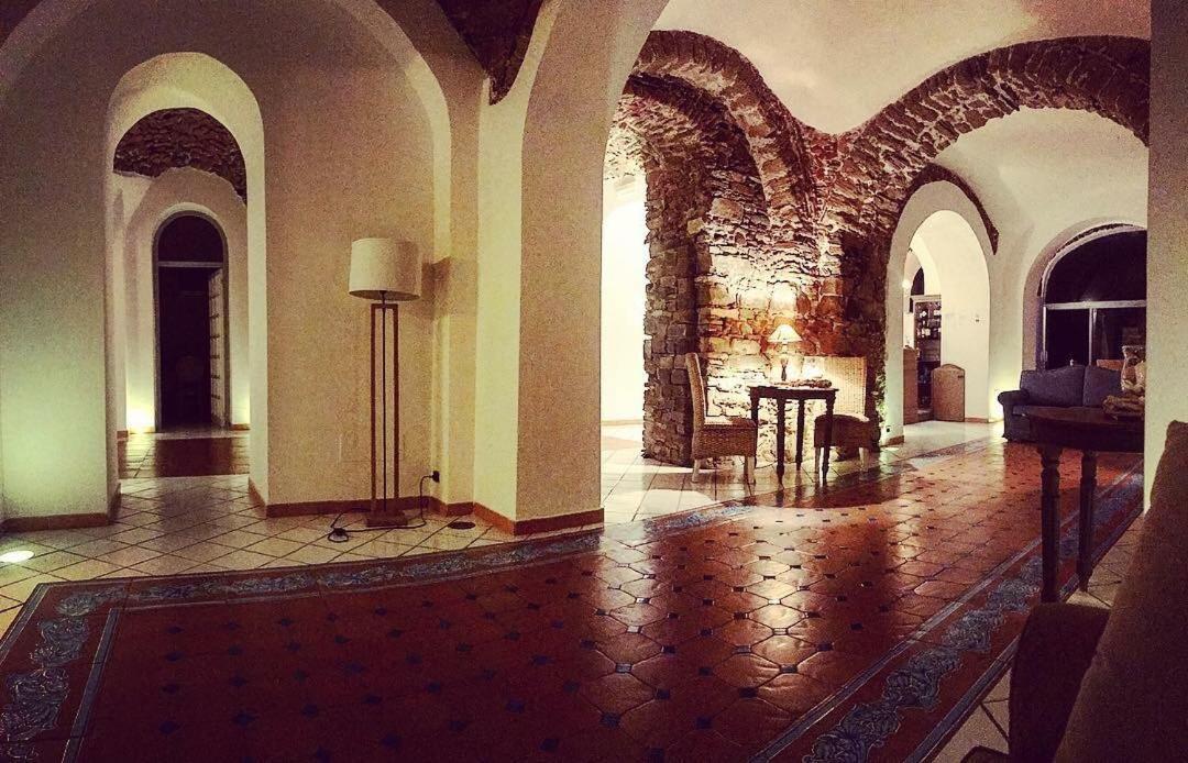 Hotel Garden Riviera Санта-Мария-ди-Кастеллабате Экстерьер фото